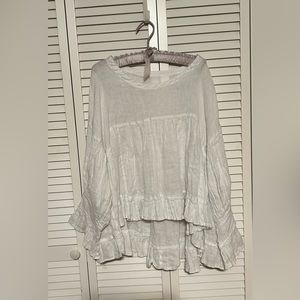 Flowing linen crop top.